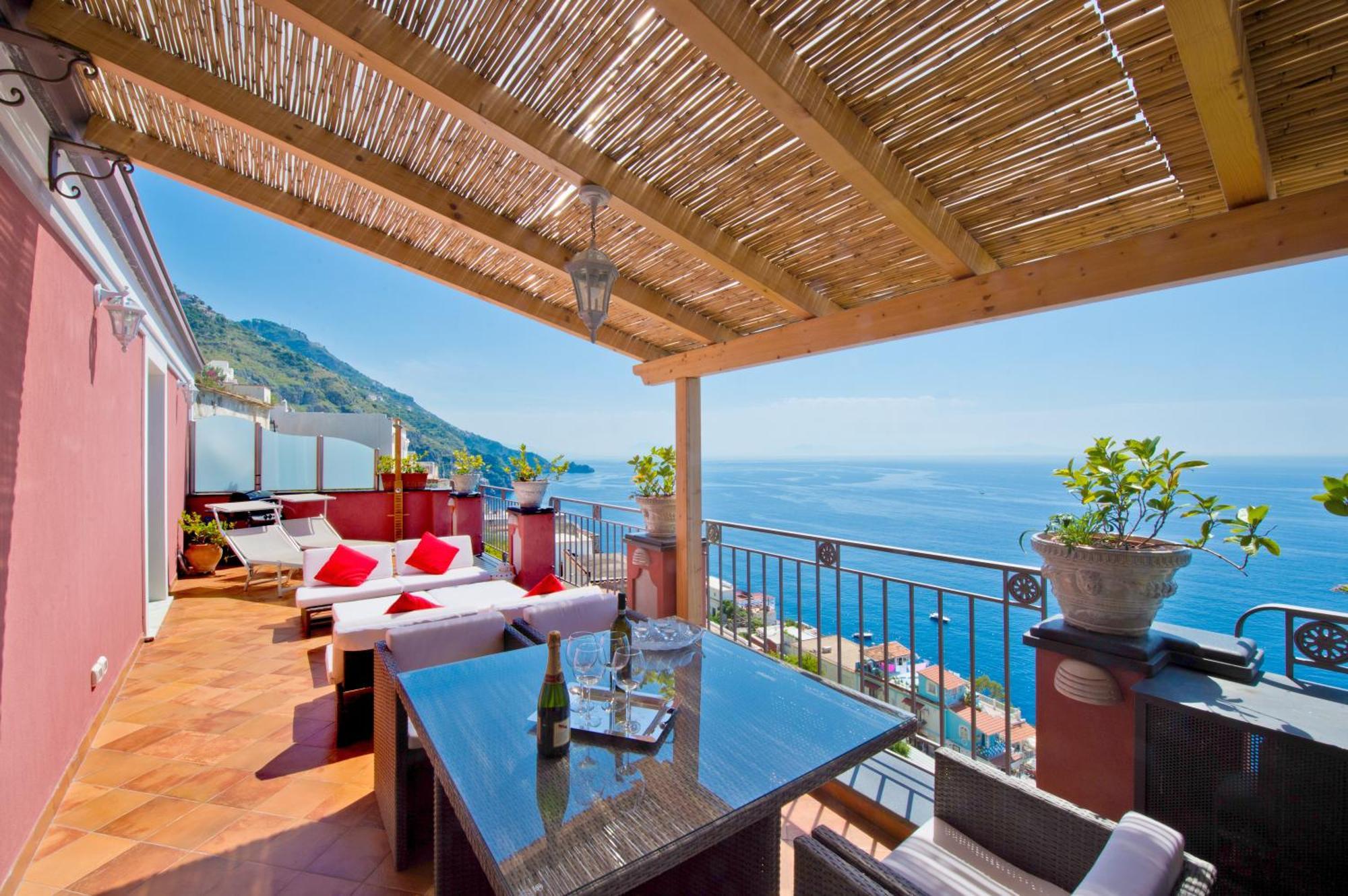 Palazzo Rocco Villa Sunshining In Love 普莱亚诺 外观 照片