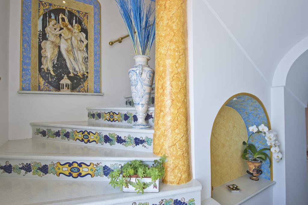 Palazzo Rocco Villa Sunshining In Love 普莱亚诺 外观 照片