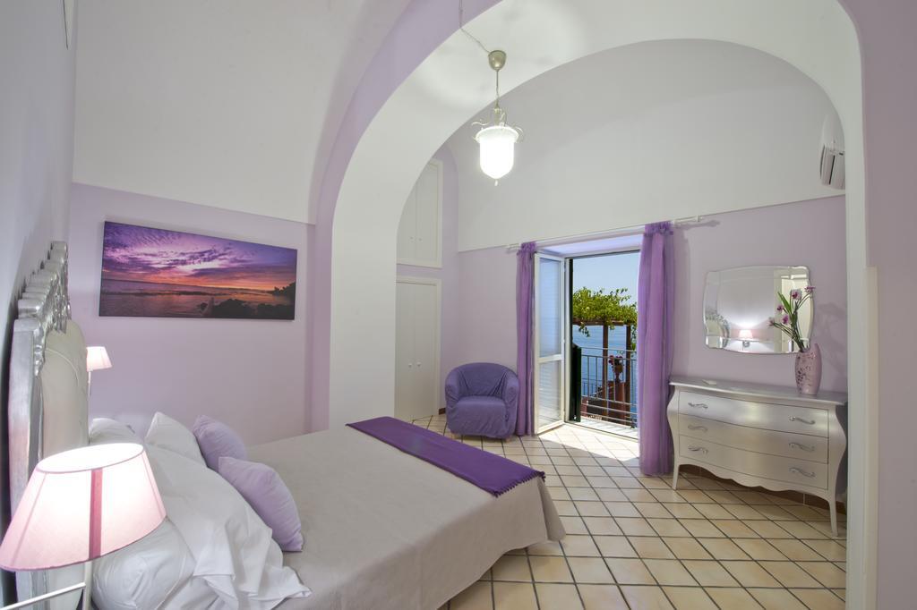 Palazzo Rocco Villa Sunshining In Love 普莱亚诺 外观 照片