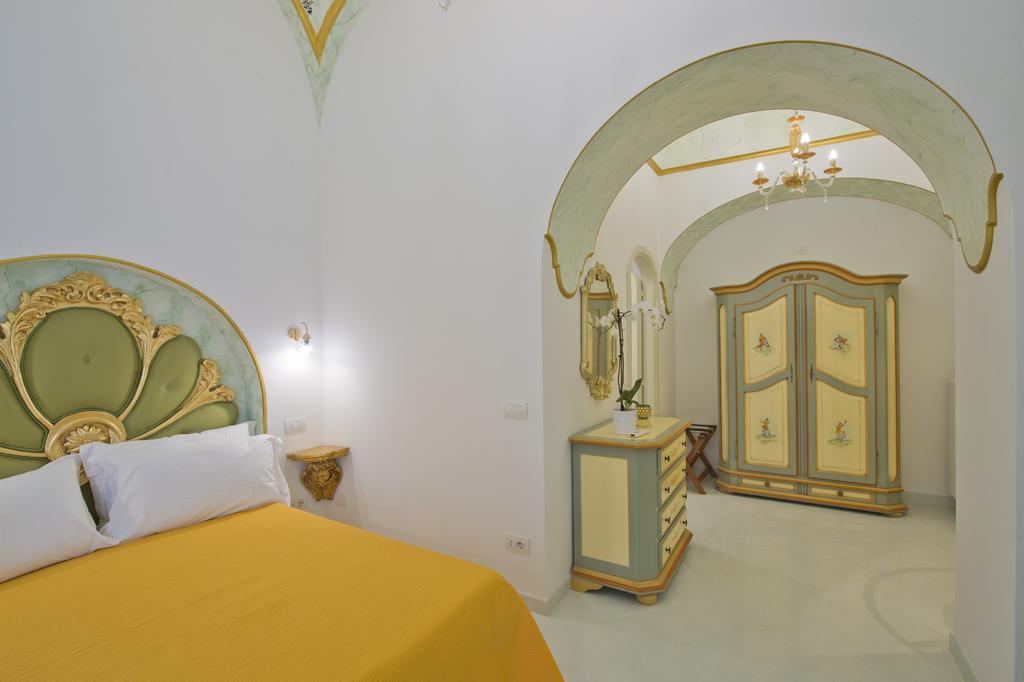 Palazzo Rocco Villa Sunshining In Love 普莱亚诺 外观 照片