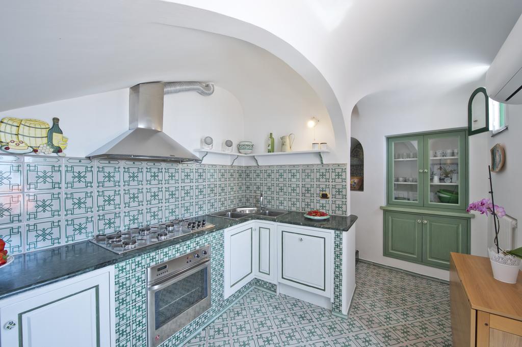 Palazzo Rocco Villa Sunshining In Love 普莱亚诺 外观 照片