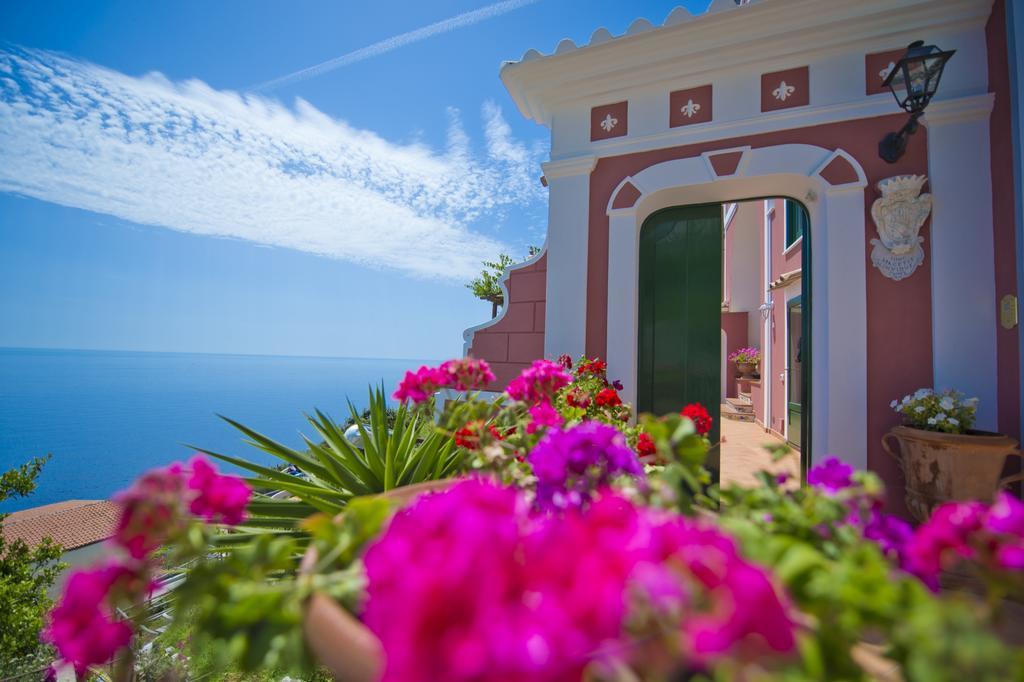 Palazzo Rocco Villa Sunshining In Love 普莱亚诺 外观 照片