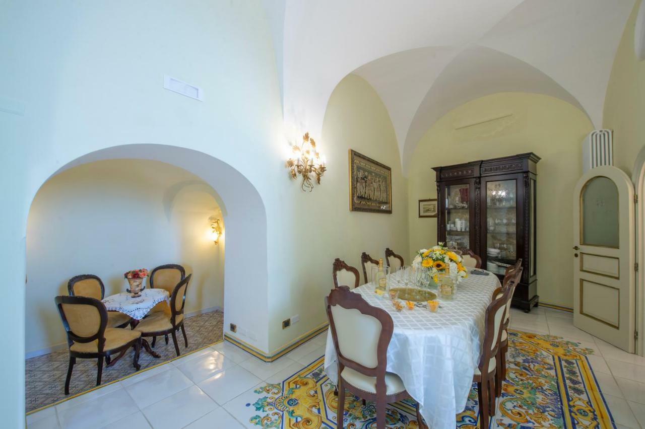 Palazzo Rocco Villa Sunshining In Love 普莱亚诺 外观 照片