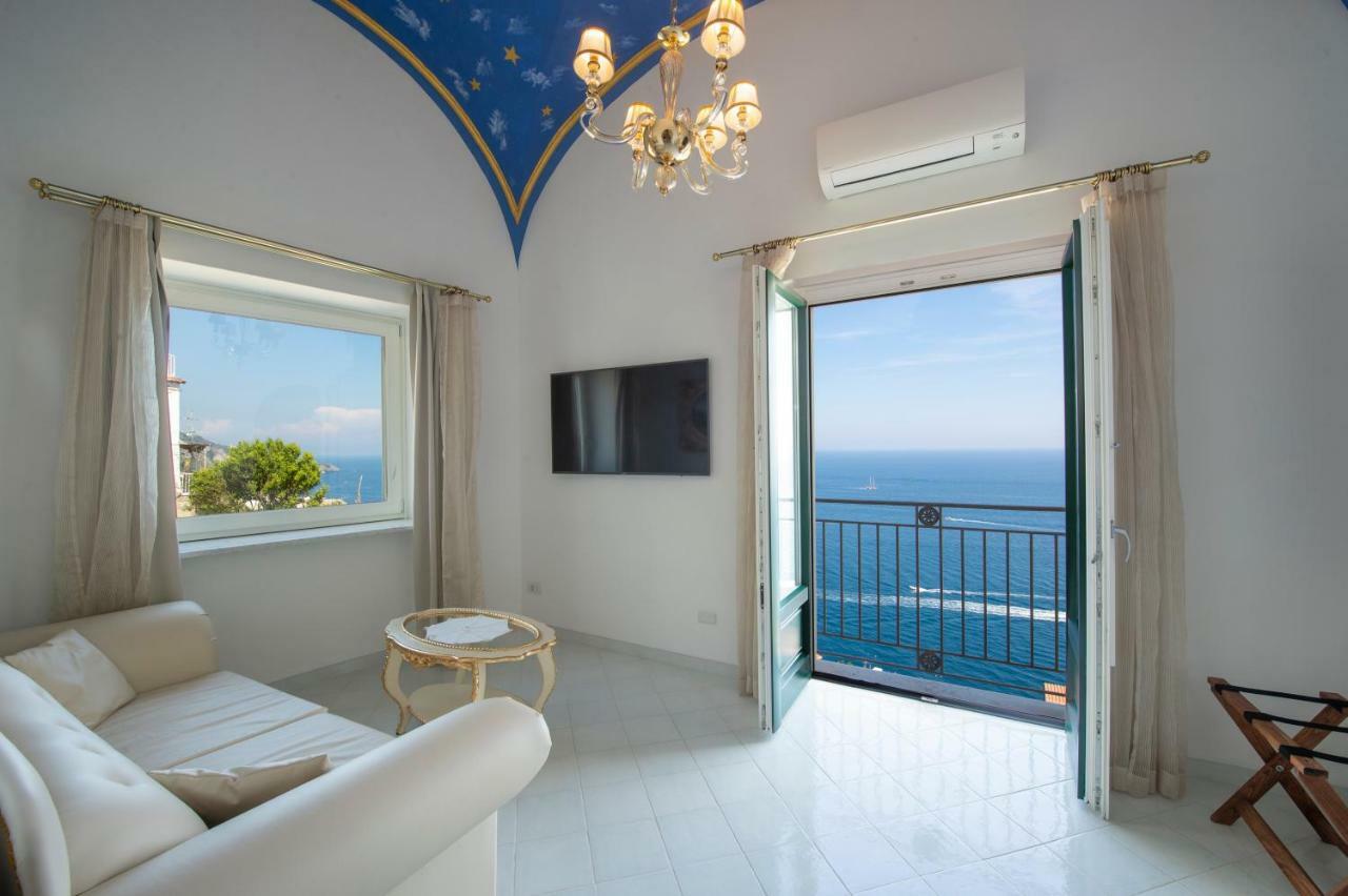 Palazzo Rocco Villa Sunshining In Love 普莱亚诺 外观 照片