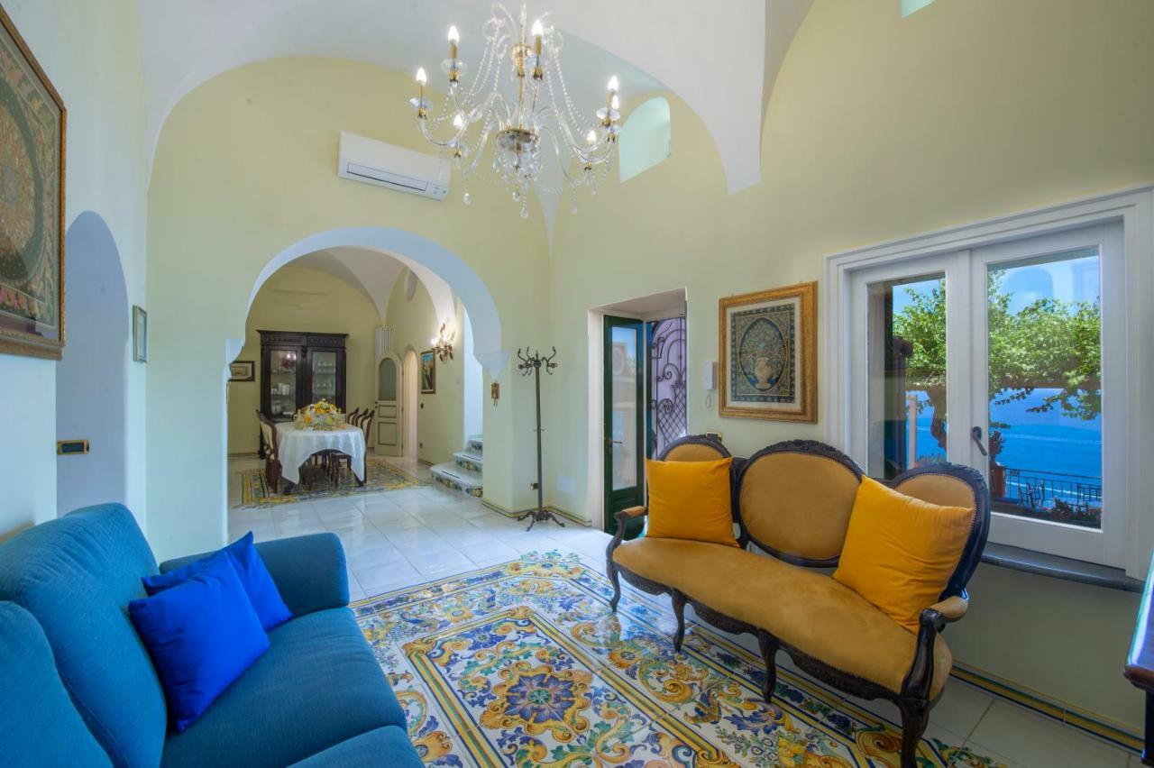 Palazzo Rocco Villa Sunshining In Love 普莱亚诺 外观 照片