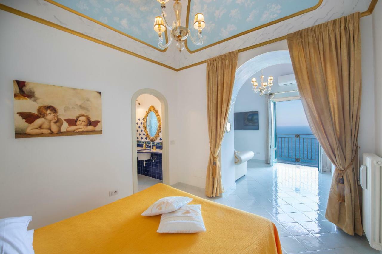 Palazzo Rocco Villa Sunshining In Love 普莱亚诺 外观 照片