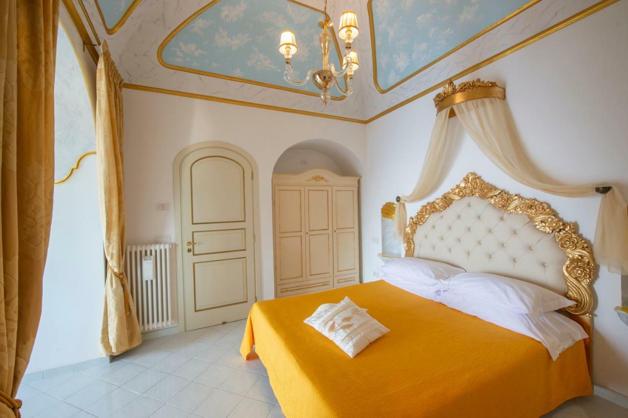 Palazzo Rocco Villa Sunshining In Love 普莱亚诺 外观 照片