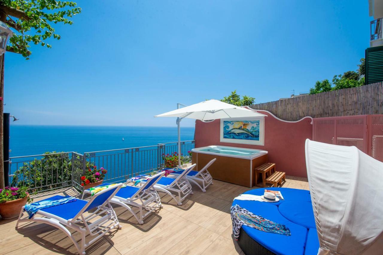 Palazzo Rocco Villa Sunshining In Love 普莱亚诺 外观 照片