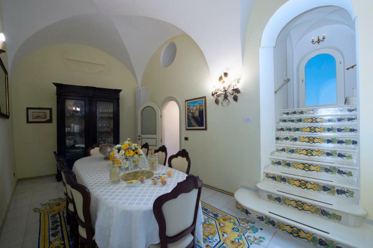 Palazzo Rocco Villa Sunshining In Love 普莱亚诺 外观 照片