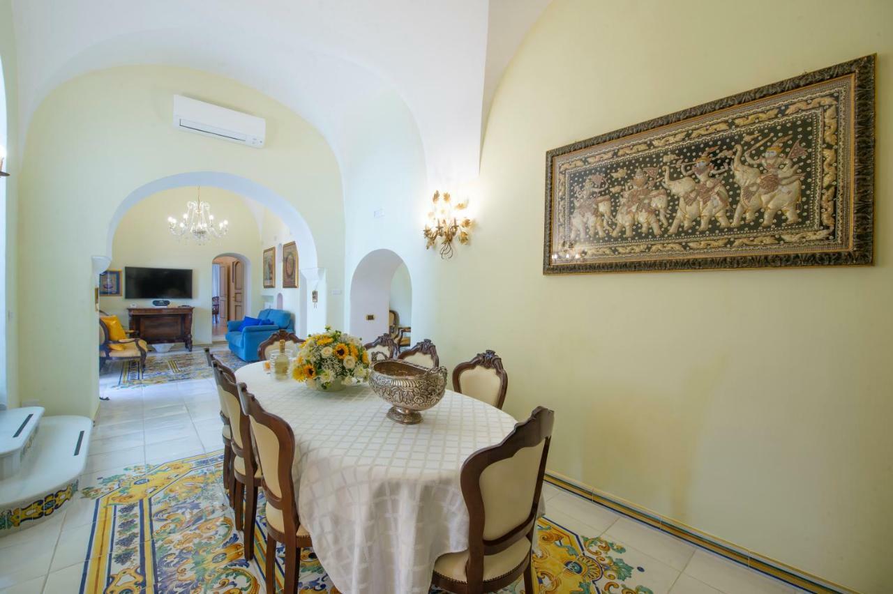 Palazzo Rocco Villa Sunshining In Love 普莱亚诺 外观 照片